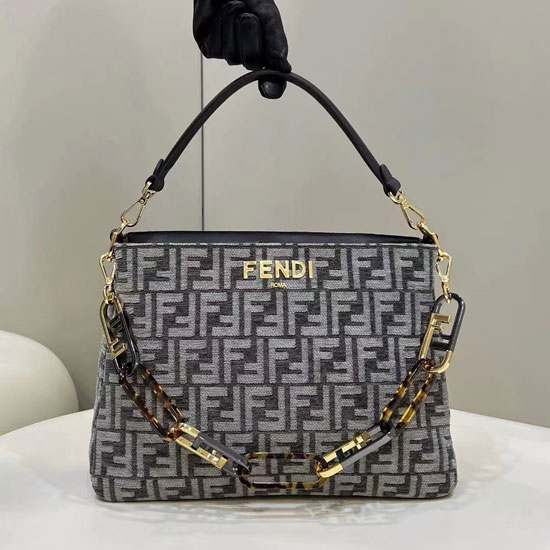 2023 Fendi O Lock Zipper