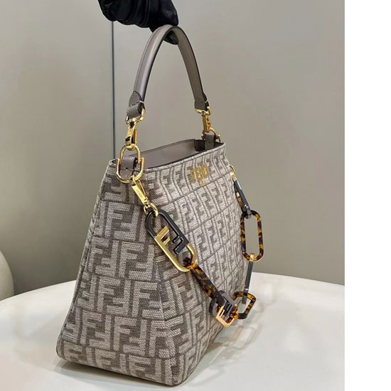 2023 Fendi O Lock Zipper