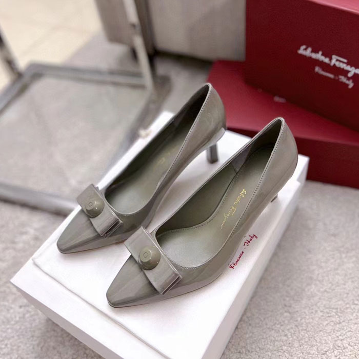 2023 Ferragamo women shoes