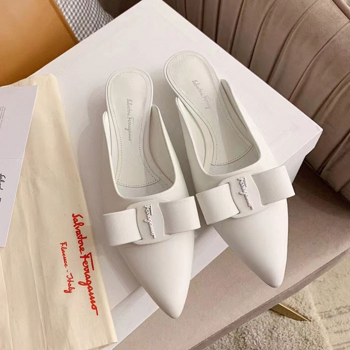 2023 Ferragamo women shoes