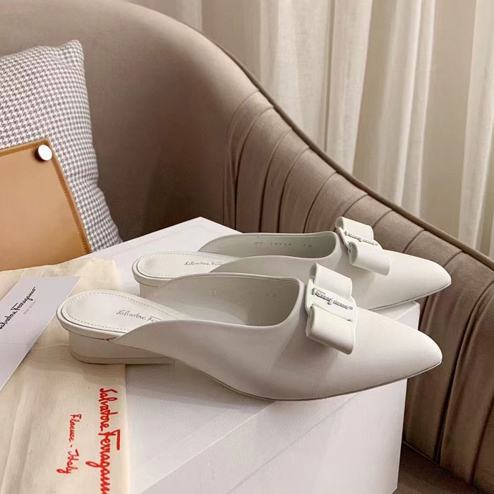 2023 Ferragamo women shoes