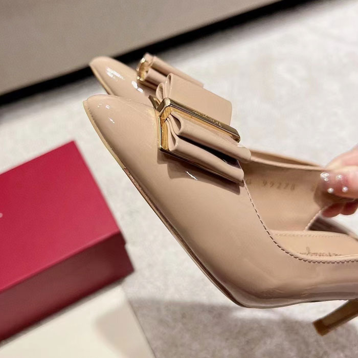 2023 Ferragamo women shoes