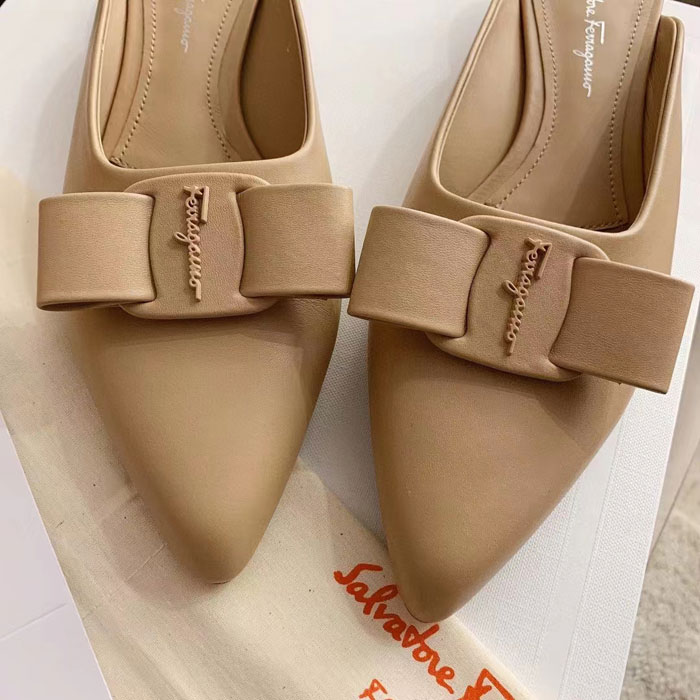 2023 Ferragamo women shoes