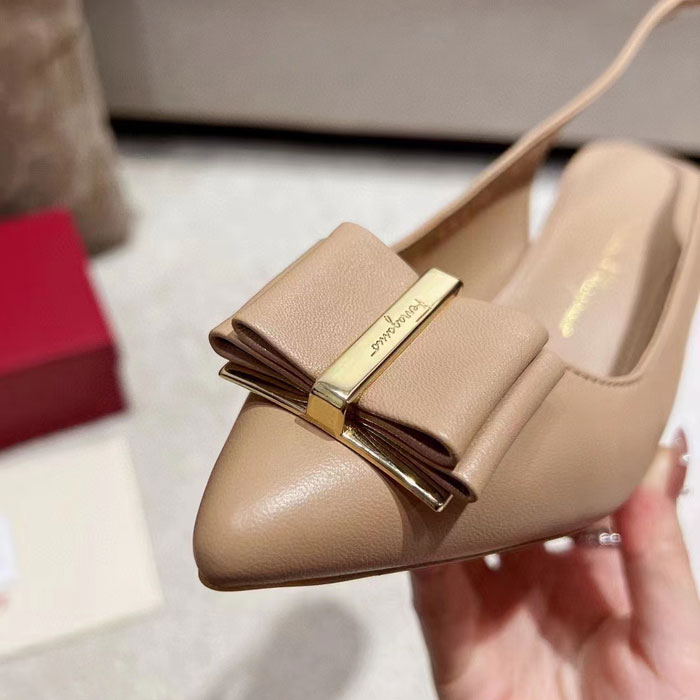 2023 Ferragamo women shoes