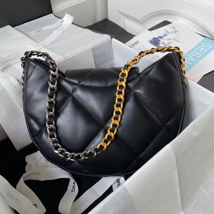 2024 CHANEL HOBO BAG