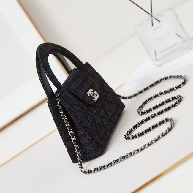 2024 Chanel 23K Kelly BAG WITH TOP HANDLE