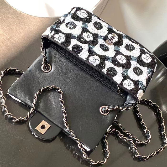 2024 Chanel SMALL FLAP BAG