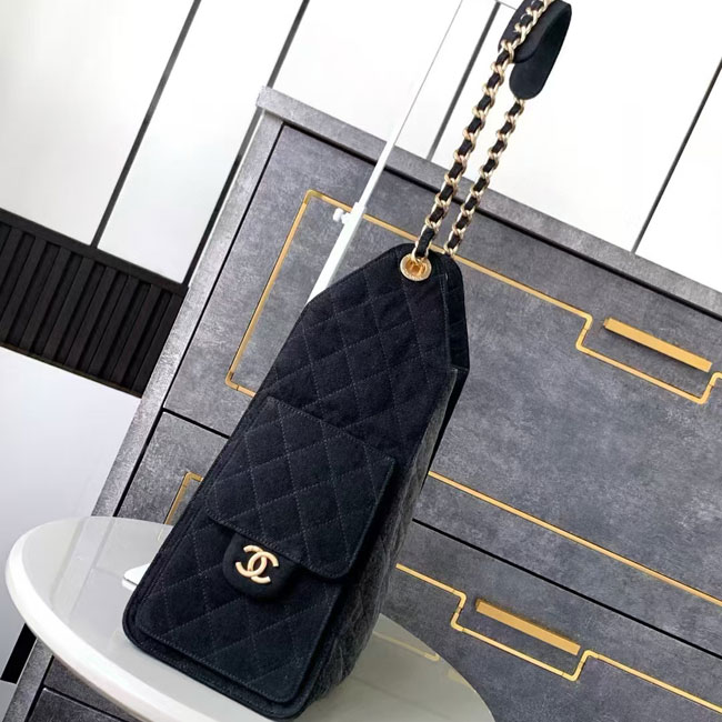 2024 Chanel Shoulder bag