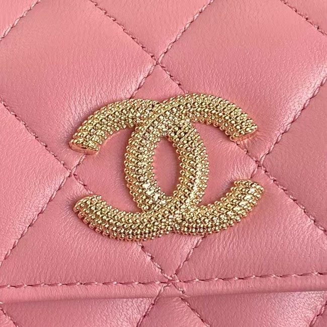 2025 Chanel CLUTCH WITH CHAIN