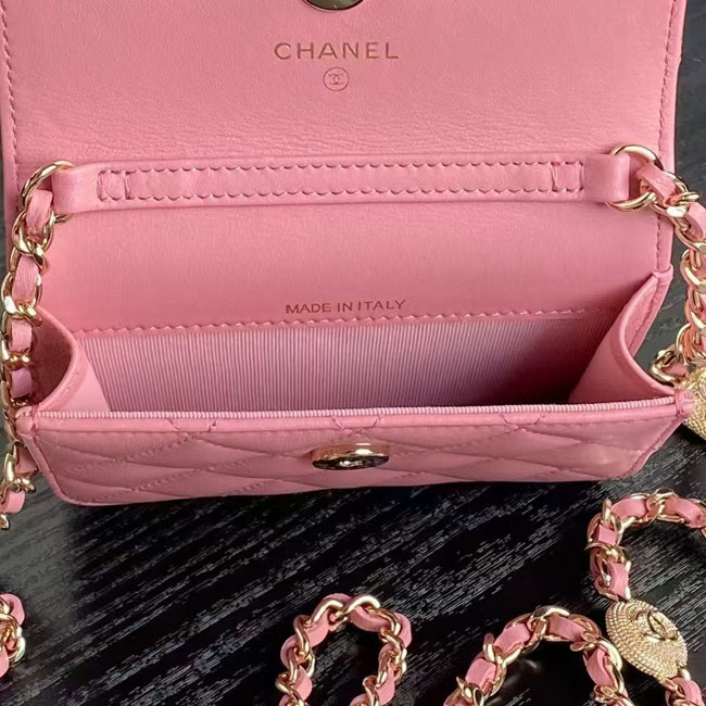 2025 Chanel CLUTCH WITH CHAIN