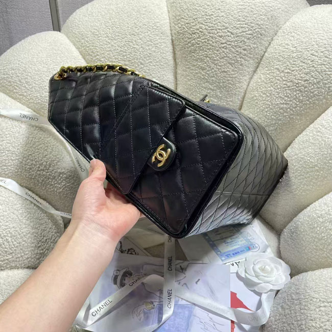 2025 Chanel LARGE HOBO BAG