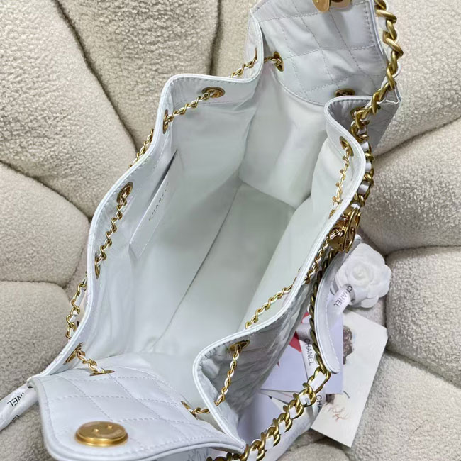 2025 Chanel LARGE HOBO BAG