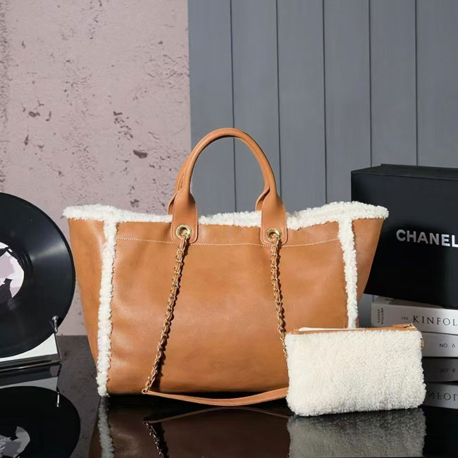 2025 Chanel LARGE SHOPPING