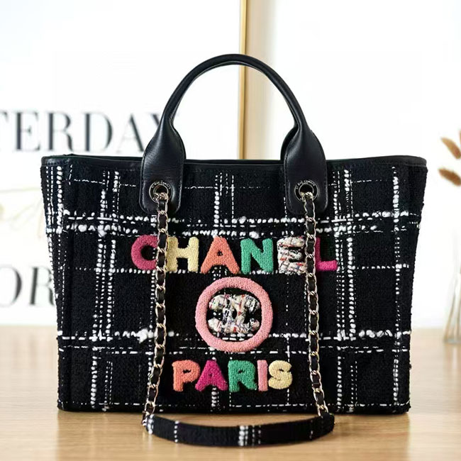 2025 Chanel SHOPPING BAG