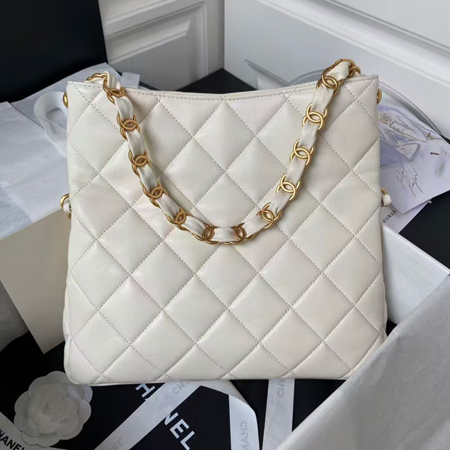 2025 Chanel SHOULDER BAG