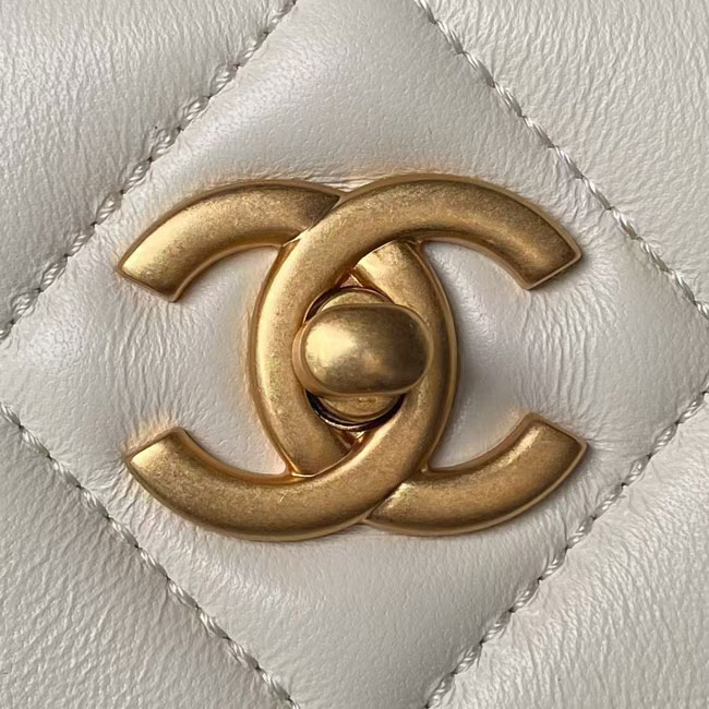 2025 Chanel SHOULDER BAG