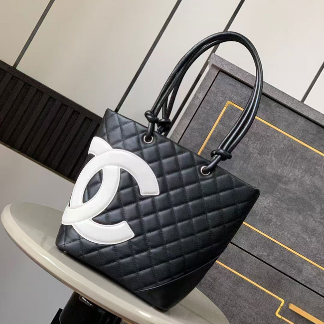 2025 Chanel TOTE BAG