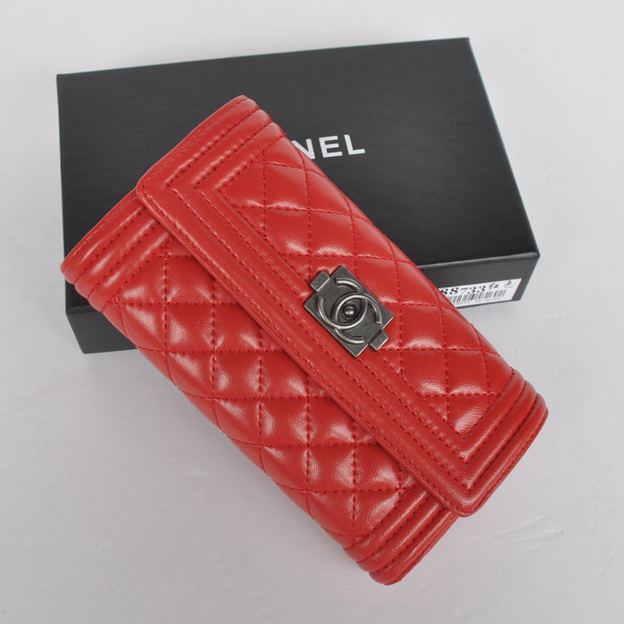 Boy Chanel A88733 Red Matelasse Long Wallet Silver