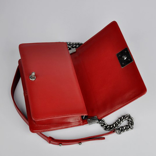 Boy Chanel Flap Bag in Sheepskin Leather A66307 in Red