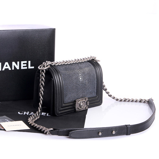 Boy Chanel Flap Shoulder Bag Original Pearl Leather A37006 Black&White