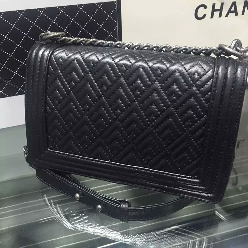 Boy Chanel Flap Shoulder Bag Sheepskin Leather A67086 Black