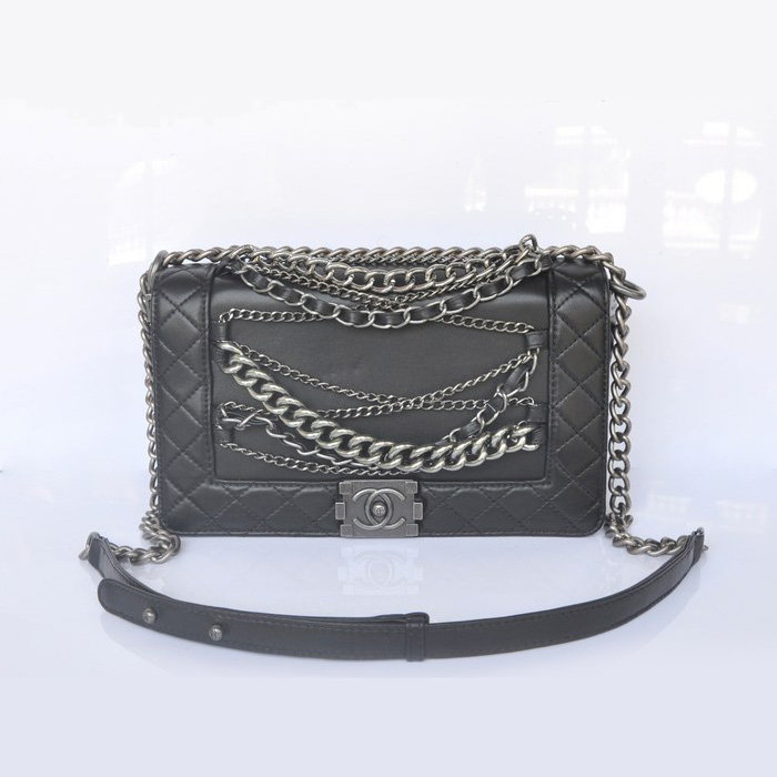 Boy Chanel Flap Shoulder Bag in Sheepskin Leather A67919 Black