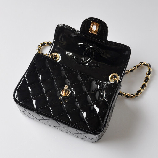 Chanel 1115 mini Classic Flap Bag Patent Leather Black in Gold