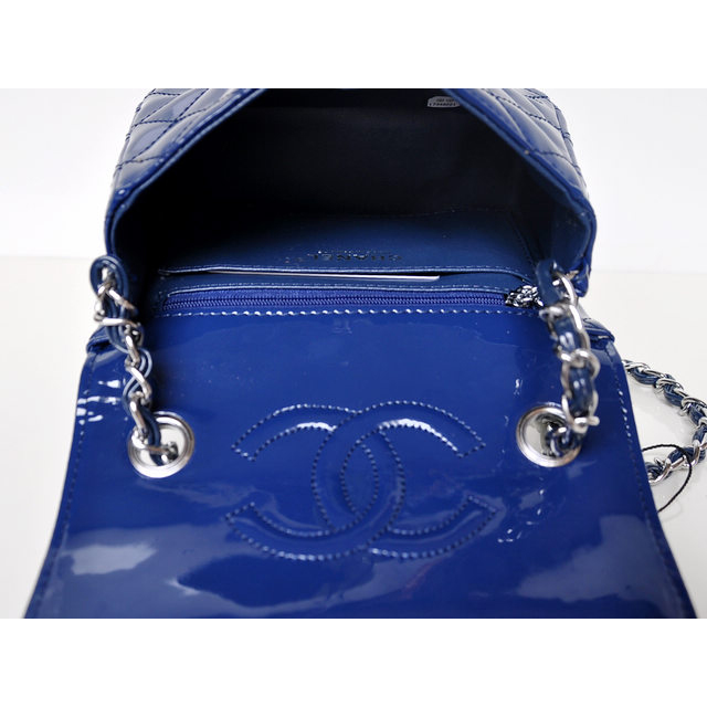 Chanel 1115 mini Classic Flap Bag Patent Leather Blue in Silver