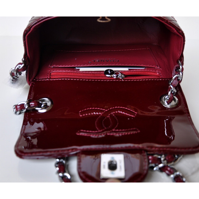 Chanel 1115 mini Classic Flap Bag Patent Leather Claret in Silver