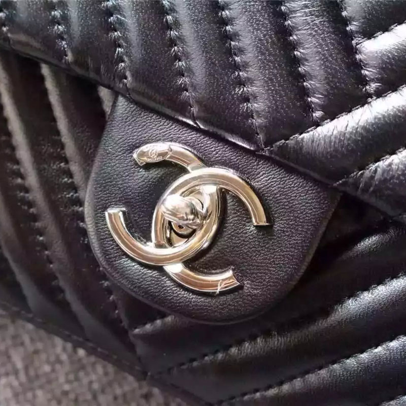 Chanel 2.55 Series Flap Bag Sheepskin Leather 1112 Black