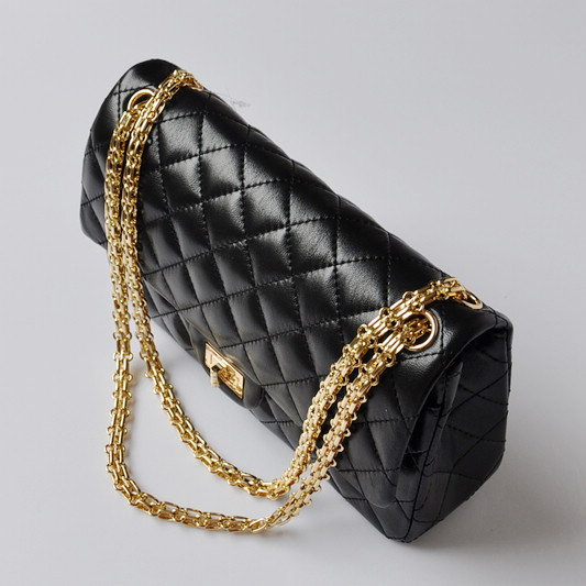 Chanel A30226 Classic Flap Bag Sheepskin Leather in black with Gold chain