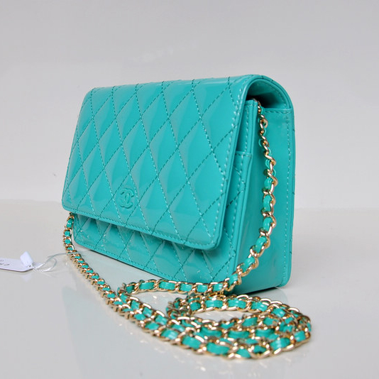 Chanel A33814 Patent Leather Flap Bag Lake green in Gold