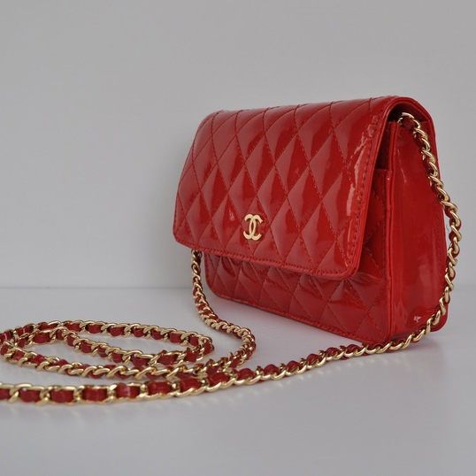 Chanel A33814 Patent Leather Flap Bag Red in Gold