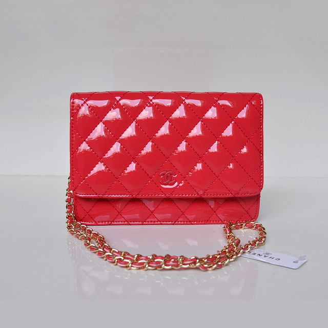 Chanel A33814 Patent Leather Flap Bag Watermelon red in Gold