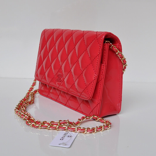 Chanel A33814 Patent Leather Flap Bag Watermelon red in Gold