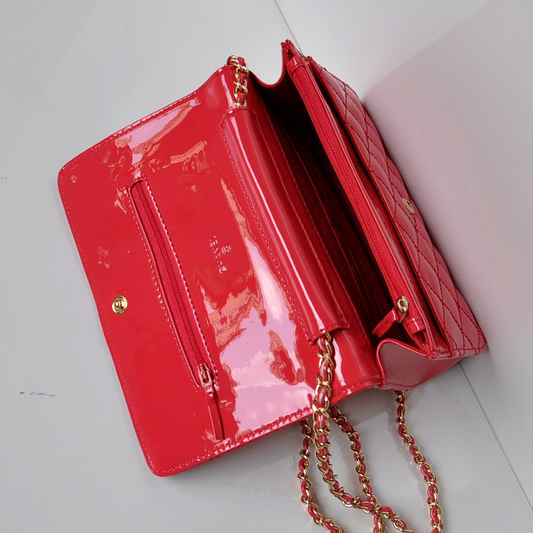 Chanel A33814 Patent Leather Flap Bag Watermelon red in Gold