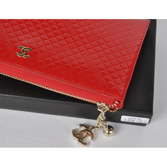 Chanel A40319 Red Patent Leather Zippy Wallet