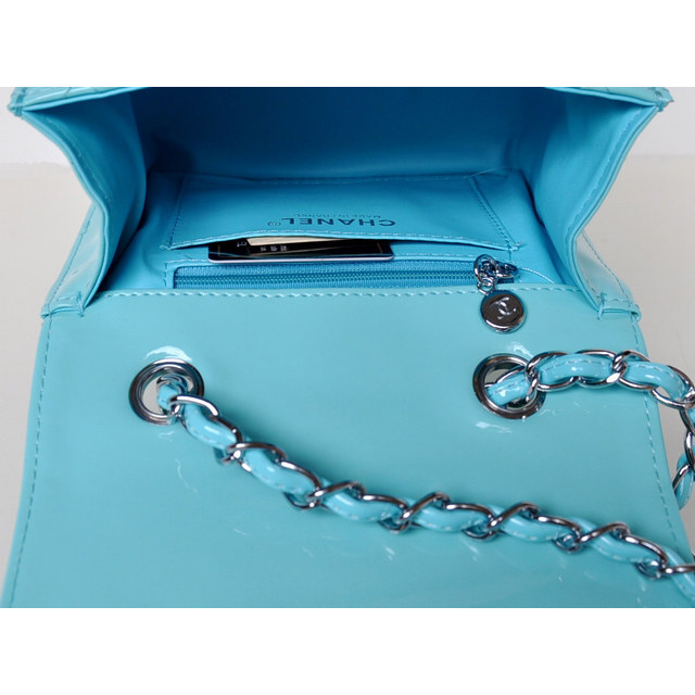 Chanel A67116 Classic mini Flap Bag Patent leather Light blue in Silver