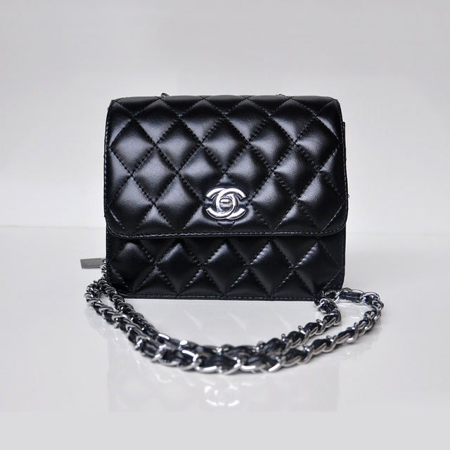 Chanel A67116 Classic mini Flap Bag Sheepskin leather Black in Silver