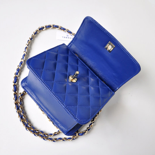 Chanel A67116 Classic mini Flap Bag Sheepskin leather Blue in Gold