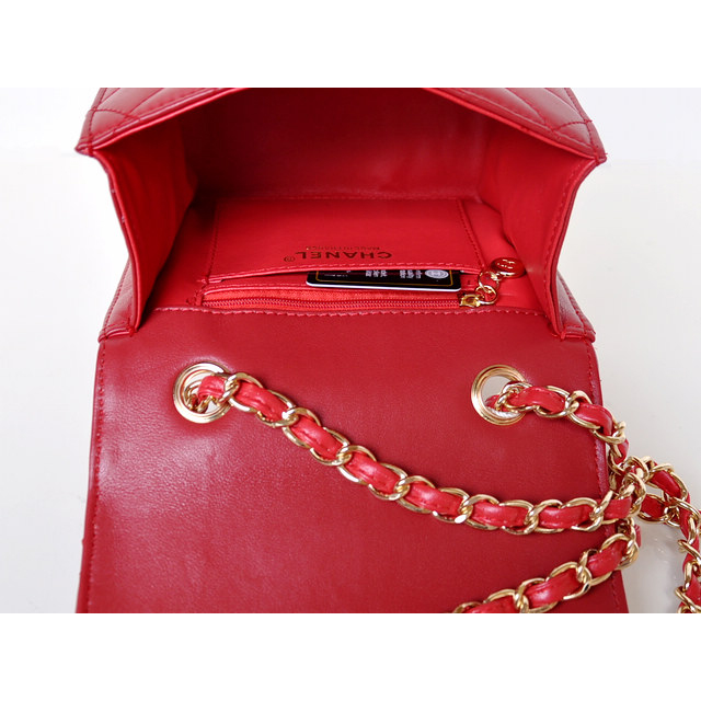 Chanel A67116 Classic mini Flap Bag Sheepskin leather Red in Gold