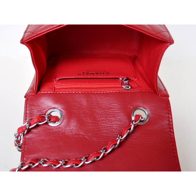 Chanel A67116 Classic mini Flap Bag Sheepskin leather Red in Silver