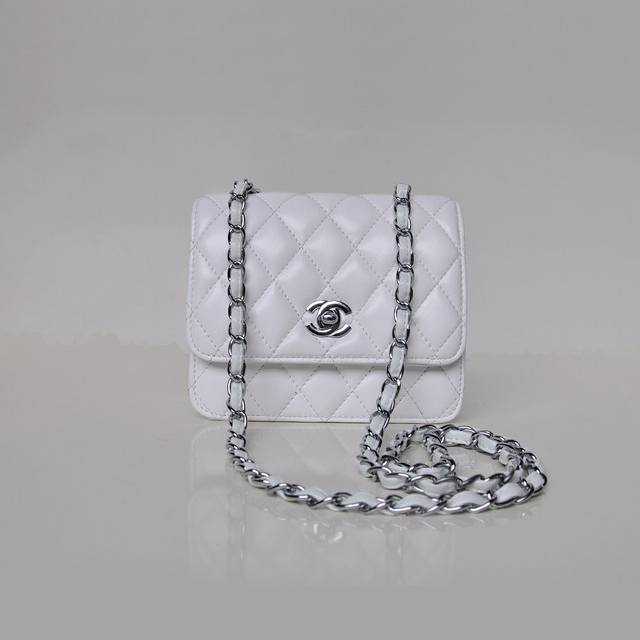 Chanel A67116 Classic mini Flap Bag Sheepskin leather White in Silver