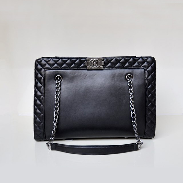 Chanel Calfskin Leather Shoulder Bag A67950 Black