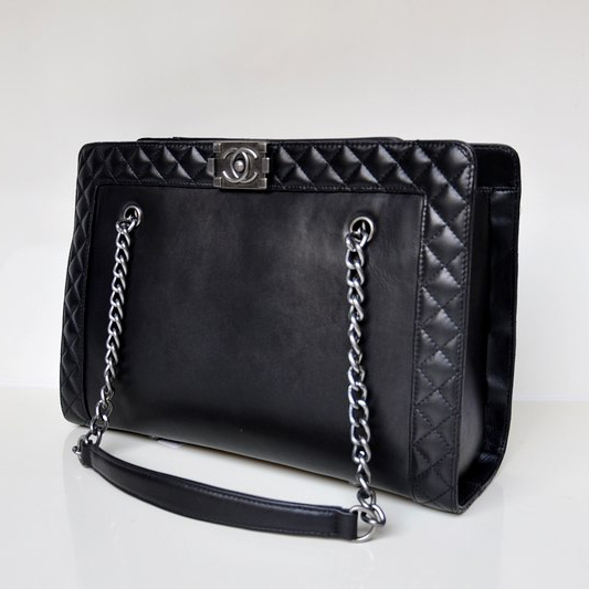 Chanel Calfskin Leather Shoulder Bag A67950 Black