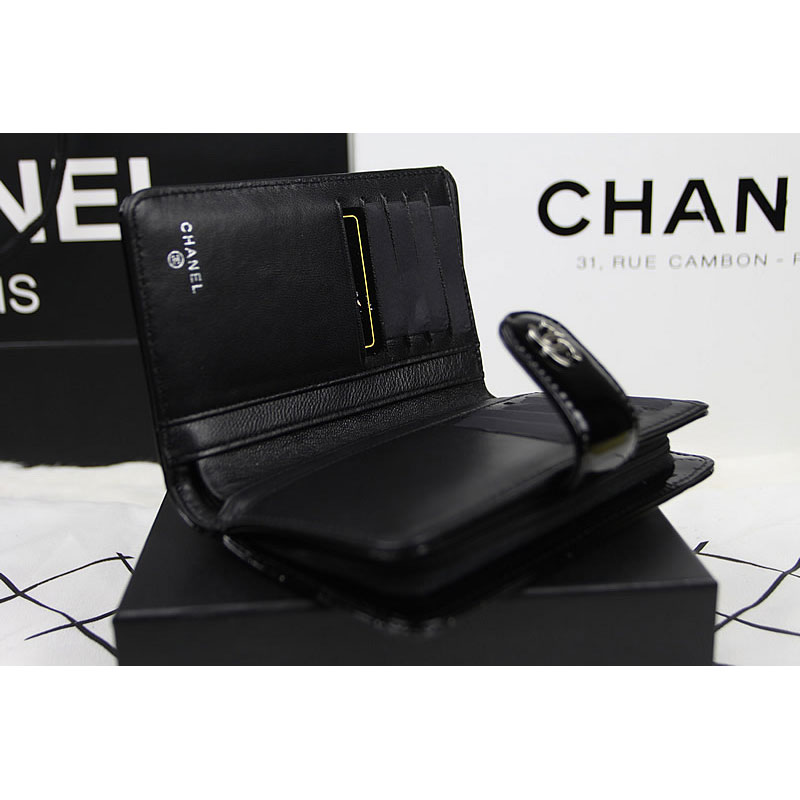 Chanel Camellias Bi-Fold Wallet Original patent Leather A50087 Black