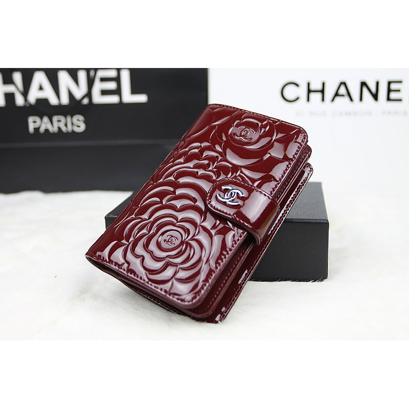 Chanel Camellias Bi-Fold Wallet Original patent Leather A50087 Claret