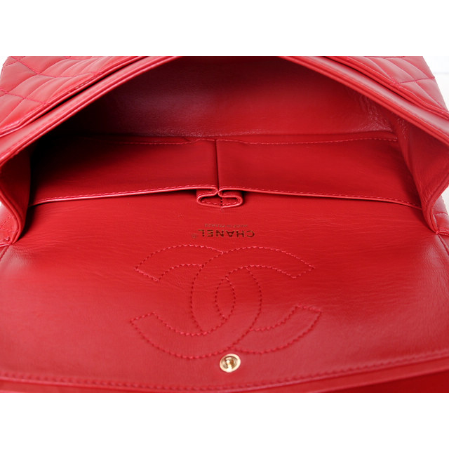 Chanel Classic Flap Bag 1113 Original Lambskin leather in Red with Gold