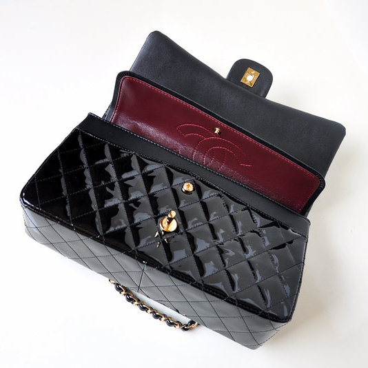 Chanel Classic Flap Bag 1113 Original Patent leather in Black with Gold