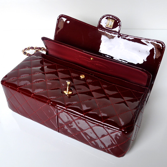 Chanel Classic Flap Bag 1113 Patent leather in Claret with Gold